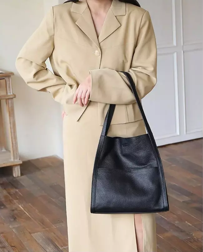 Cora Solid Color Simple Soft Leather Shoulder Bag